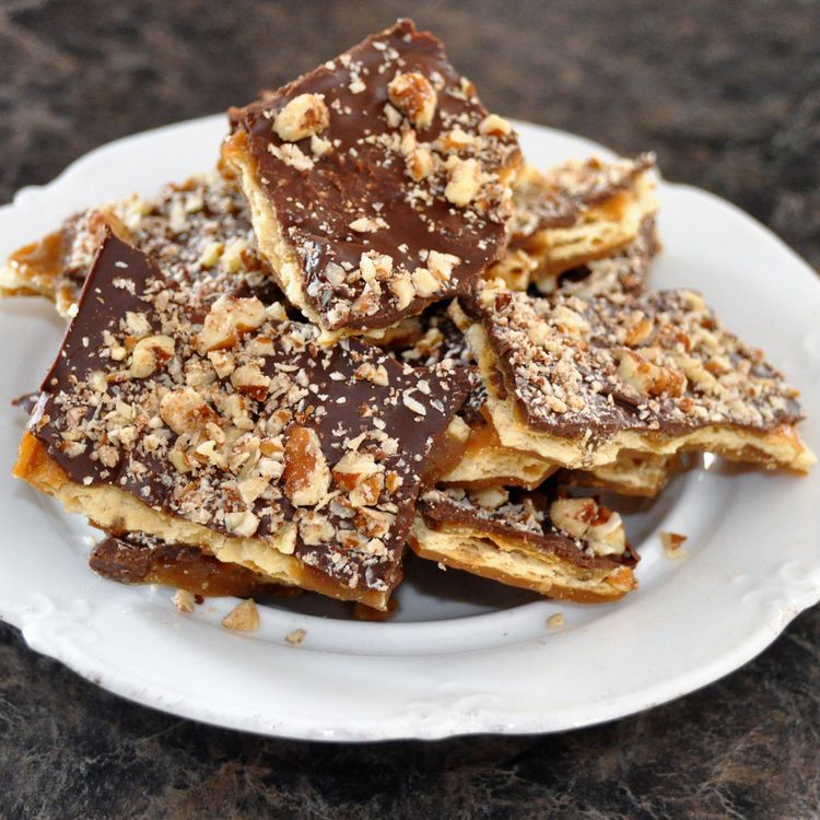 12-irresistible-recipes-with-saltines-you-ll-make-again-and-again
